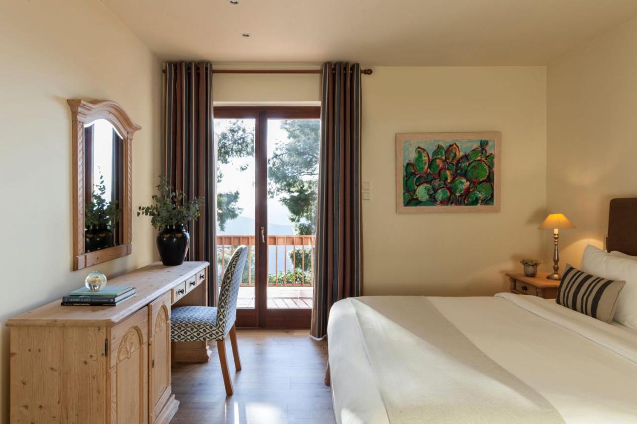 Santa Marina Arachova Hotel ภายนอก รูปภาพ