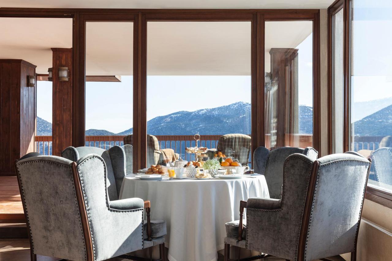 Santa Marina Arachova Hotel ภายนอก รูปภาพ